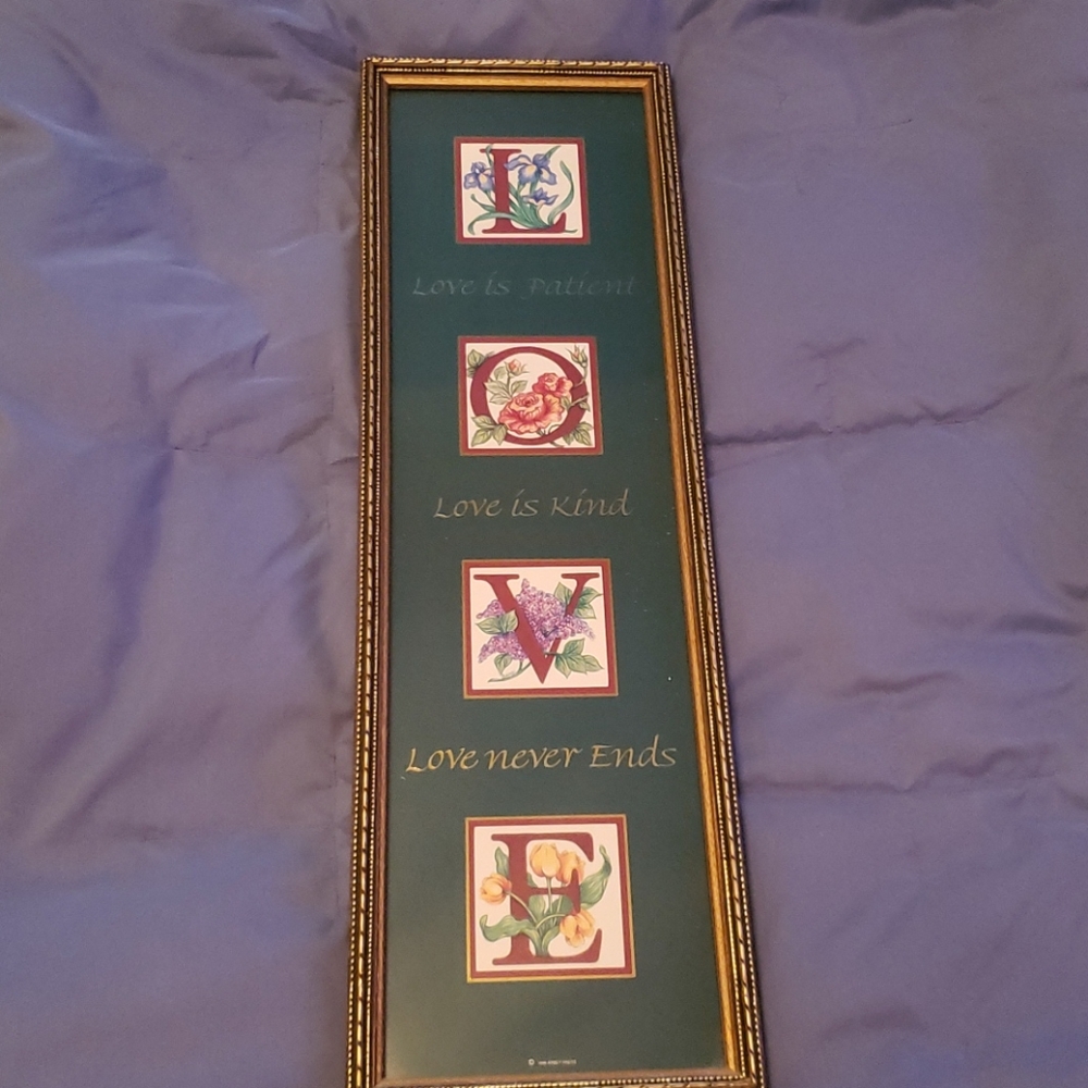 LOVE -Wall Decor